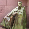 High Quality Modern Bronze Life Size Man Sculpture with Digital Printing Casting Technique Brass Statue on Bench