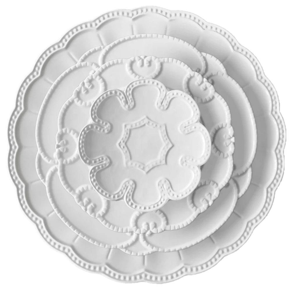 Luxury White Flower Bone China Wedding Charger Ceramic Embossed Dinner Plate Set Color Enamel Creative Bake Dishes for Household