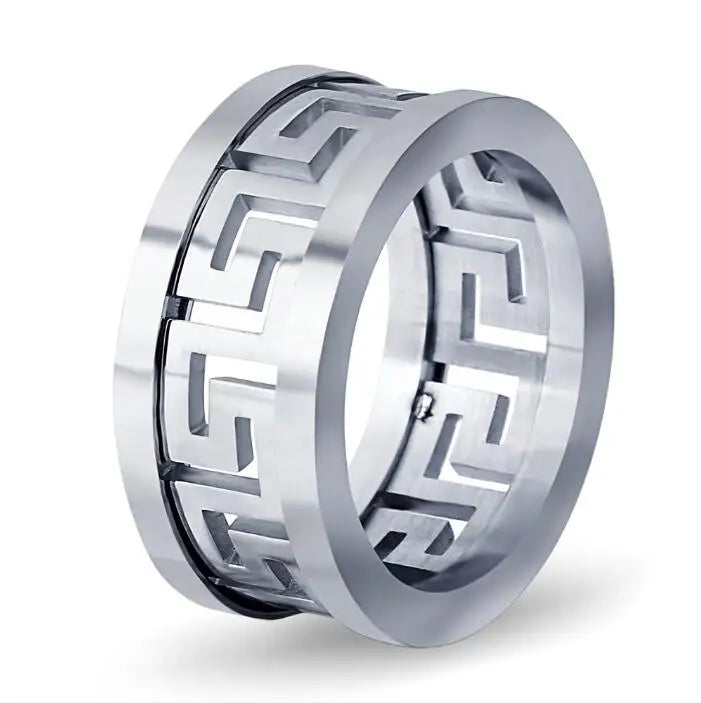 Classic Simple Vintage Men's Ring Retro Style Hollowed Out Fashion Ring with Princess Cut Diamond Inlay Stainless Steel Ring
