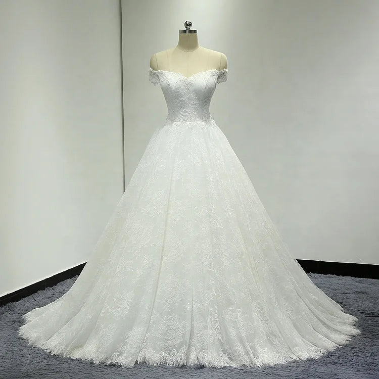 2023 New  One-line Shoulder Wedding Dress Simple Embroidery Princess Wedding Dress Korean Beaded Lace Wedding Dress