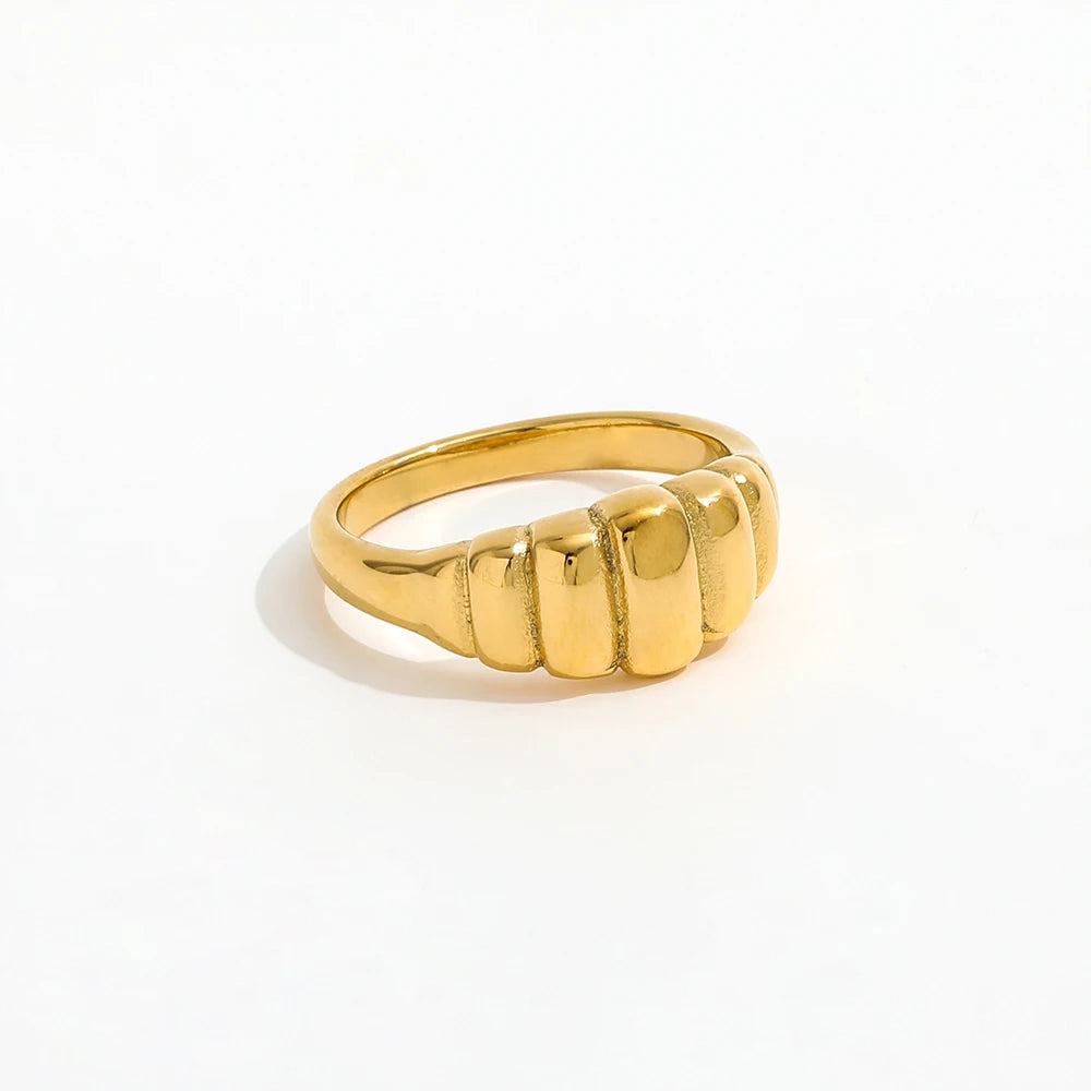 High End 18K Gold Plated Stainless Steel Chunky Croissant Rings for Women Jewelry