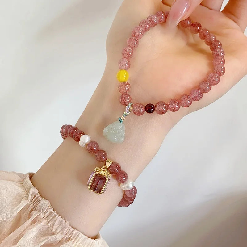 Natural Strawberry Crystal Beaded Bracelet for Women Crystal Stone Shiny Charm Bracelet Colorful Crystal Rhinestone Bracelet