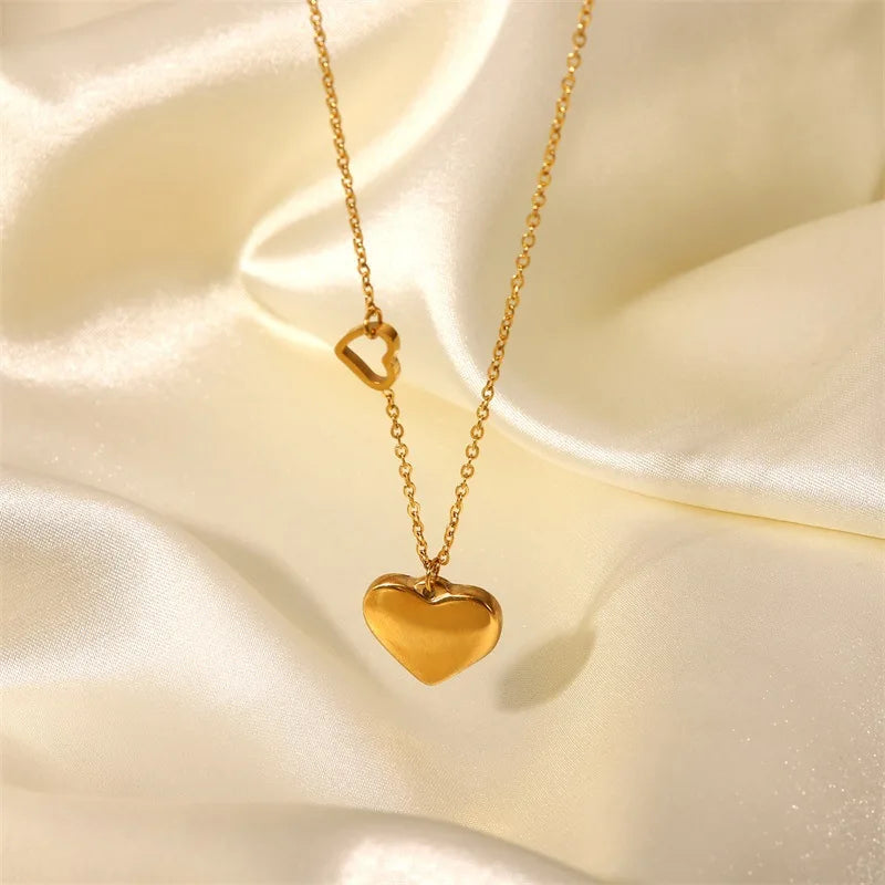 HOVANCI Vintage 18K Gold Plated Heart Clavicle Chain Waterproof Necklace Stainless Steel Double Heart Pendant Necklace