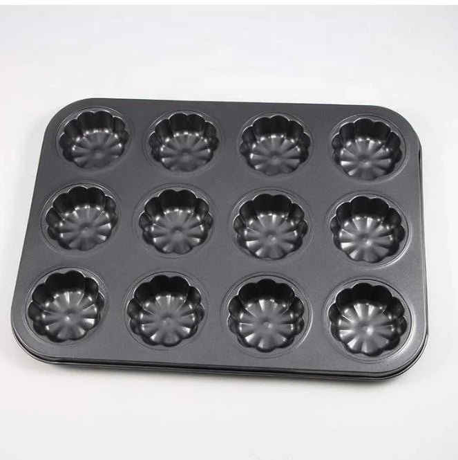 Wholesale 12 Cavities Carbon Steel Flower Shape Baking Mold