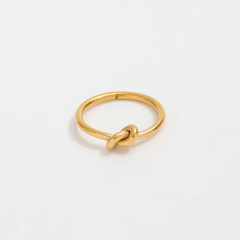 Ins Hot High End 18K Gold Plated Simple Knot Rings Stainless Steel Rings for Women Tarnish Free Jewelry