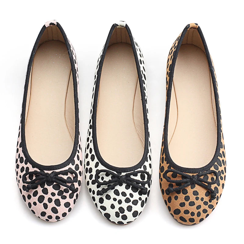 Stock Women Lady Casual Shoes Loafer Leopard Fabric Round Toe Pu Insole Soft Ballet Outdoor Party Shoes