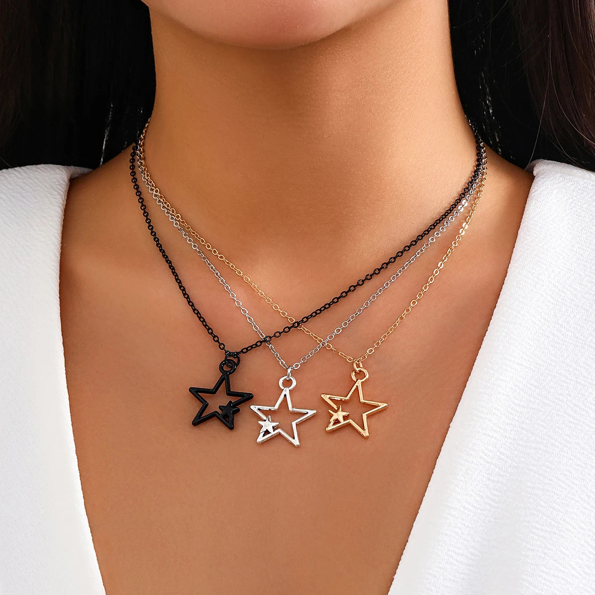 3Pcs/Set Trendy Hollow Five-pointed Star Necklace for Women Charms Lady Stacked Pendant Necklace Fashionable Jewelry Accessories