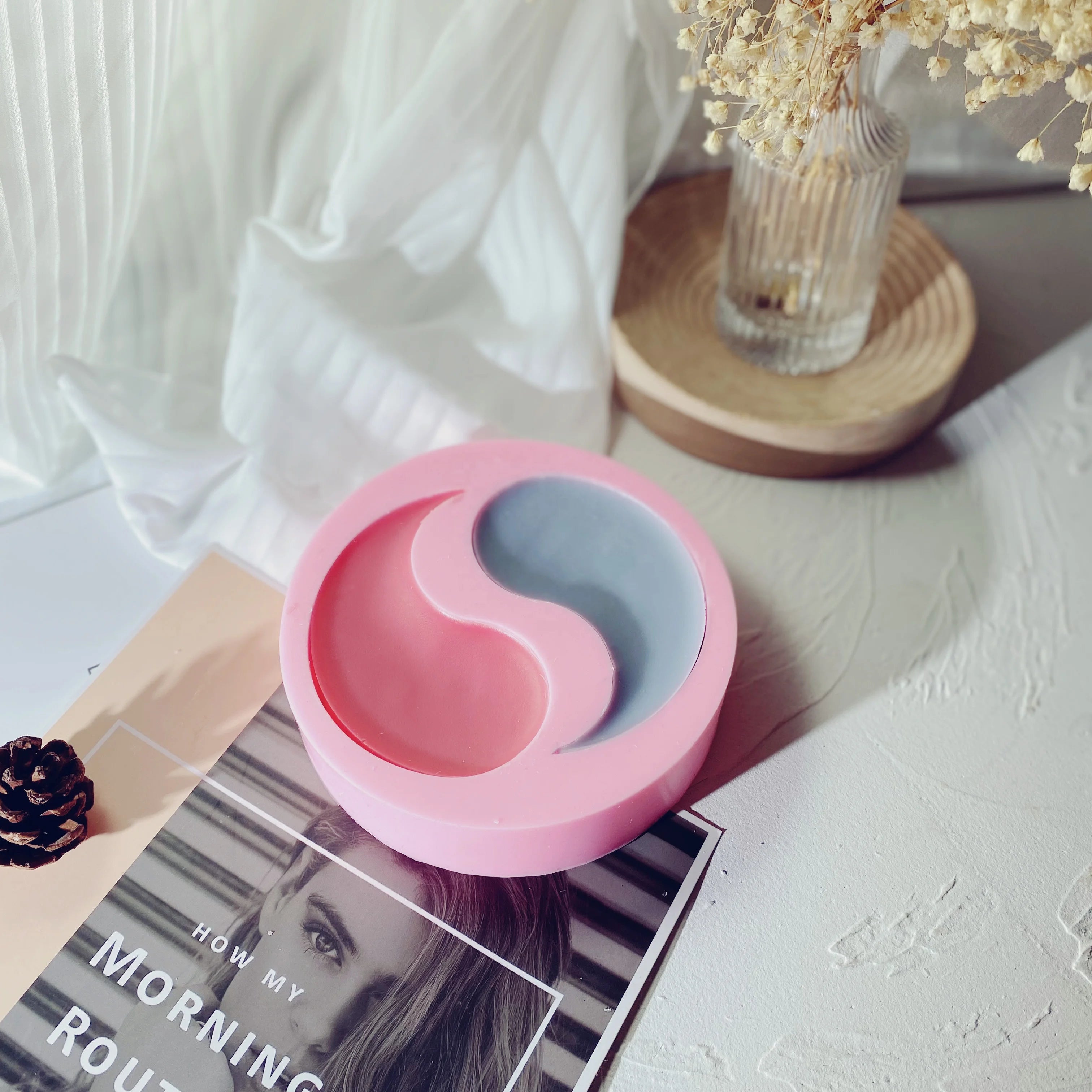 B-5224 Tai Chi Yin Yang Candle Mold Mousse Cake Silicone Mold Soap Making Tool Gypsum Cement Handmade Scented Wax Resin Mould