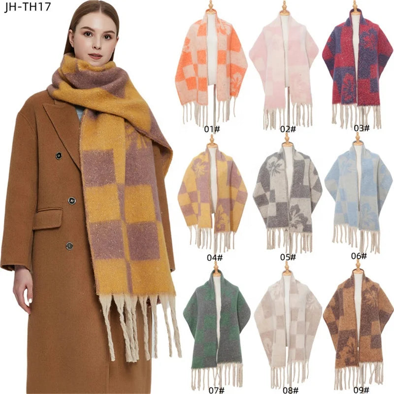 Landfond Classic Polyester Autumn Winter Thickened Looped Yarn Jacquard Plaid Scarf for Women with Customized Color & Logo