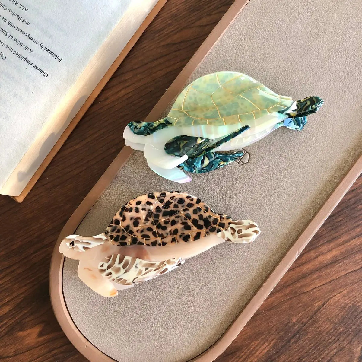 ZiTeng Cute Cartoon Turtle Hair Clip From Ocean Series Acetic Acid Fabric Claw Clip Luxury Style Custom Wholesale for Girls