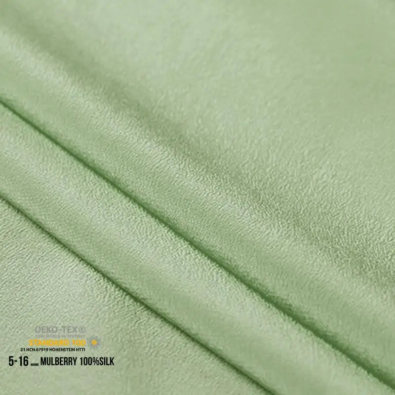 Organic Breathable Raw Material Clear Grain Great Silk Crepe De Chine Fabric CDC Peace Solid for Curtain Pajama Lady Dress