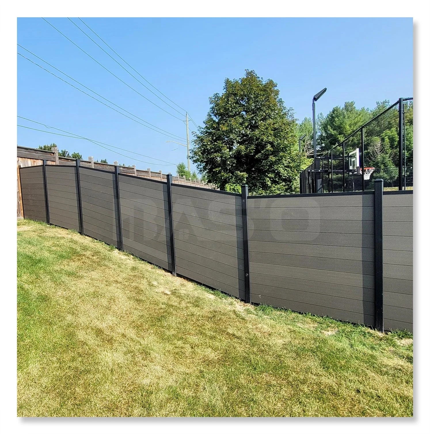 Modern Outdoor WPC Fence Board Aluminumpots  Wood Plastic Composite Privacy Decorative Design for Pool and Garden Fence