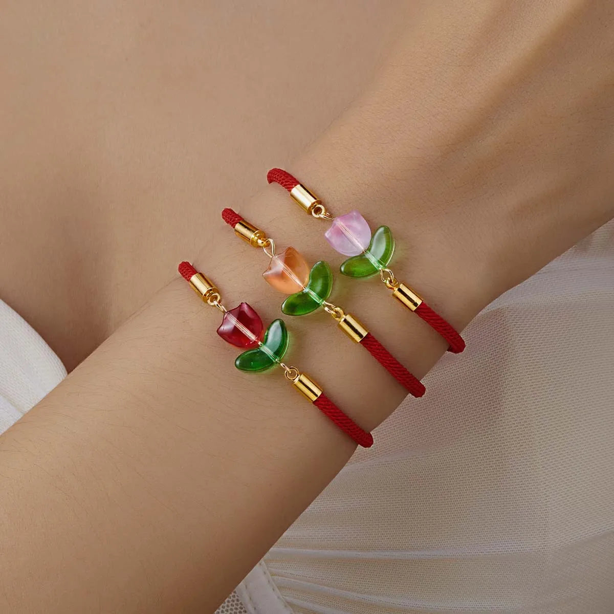 Adjustable Handmade Flower Rope Bracelet Woven Adjustable String Sweet Candy Color Resin Tulip Flower Bracelet for Girls