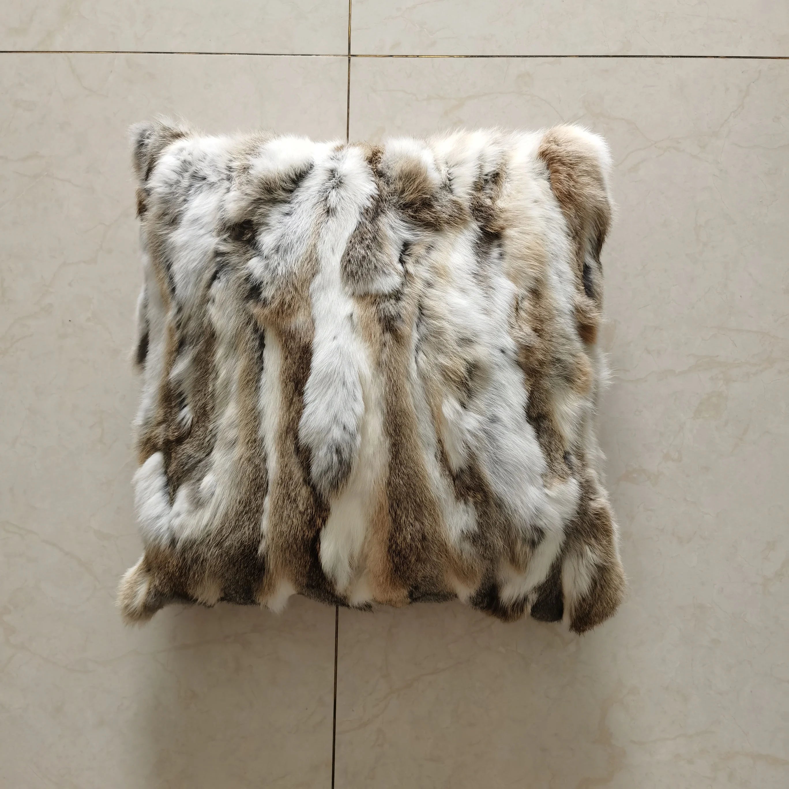 Luxury Real Rabbit Skin Fur Square Throw Pillow Modern Solid Cushion Cover for Home Living Hotel Decorative Patchwork Technique