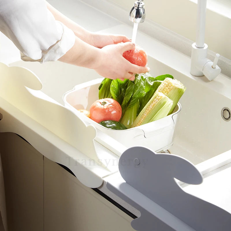 HOT SALE Silicone Kitchen Impermeable Baffle Plate for Sink Water Splash Guard Strong Sucker Dishwasher Safe Stove Safe