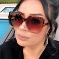 Hot Selling Oversize Square Frame Sunglasses for Women New Fashion Eyewear with White Pink Champagne Frames Acrylic Lenses