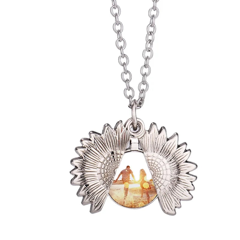 Metal Crafts Jewelry Women Lady Girls Gift Silver Locket Pendant Sunflower Sublimation Necklaces