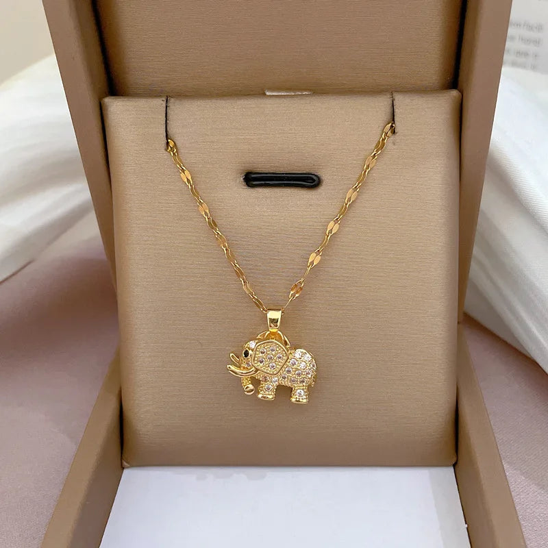 Delicate 18K Gold Plated Elephant Necklace Sparkle Iced Out Cubic Zirconia CZ Small Elephant Choker Necklace for Girl