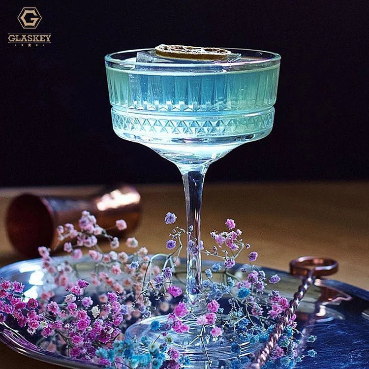 Turkish Classical Engraved Goblet Wide Mouth Champagne Glass Bar Creative Cocktail Glass Tower Cup
