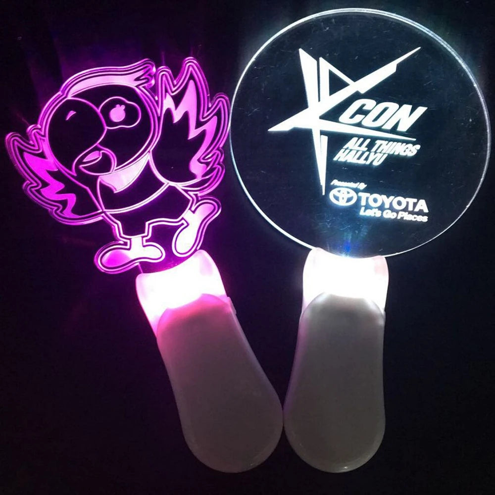 Hot Sale Laser Customized Logo Concert Led Light Stick Wireless Remote Controlled Led Glow Sticks Cheer up Acrylic Sticks