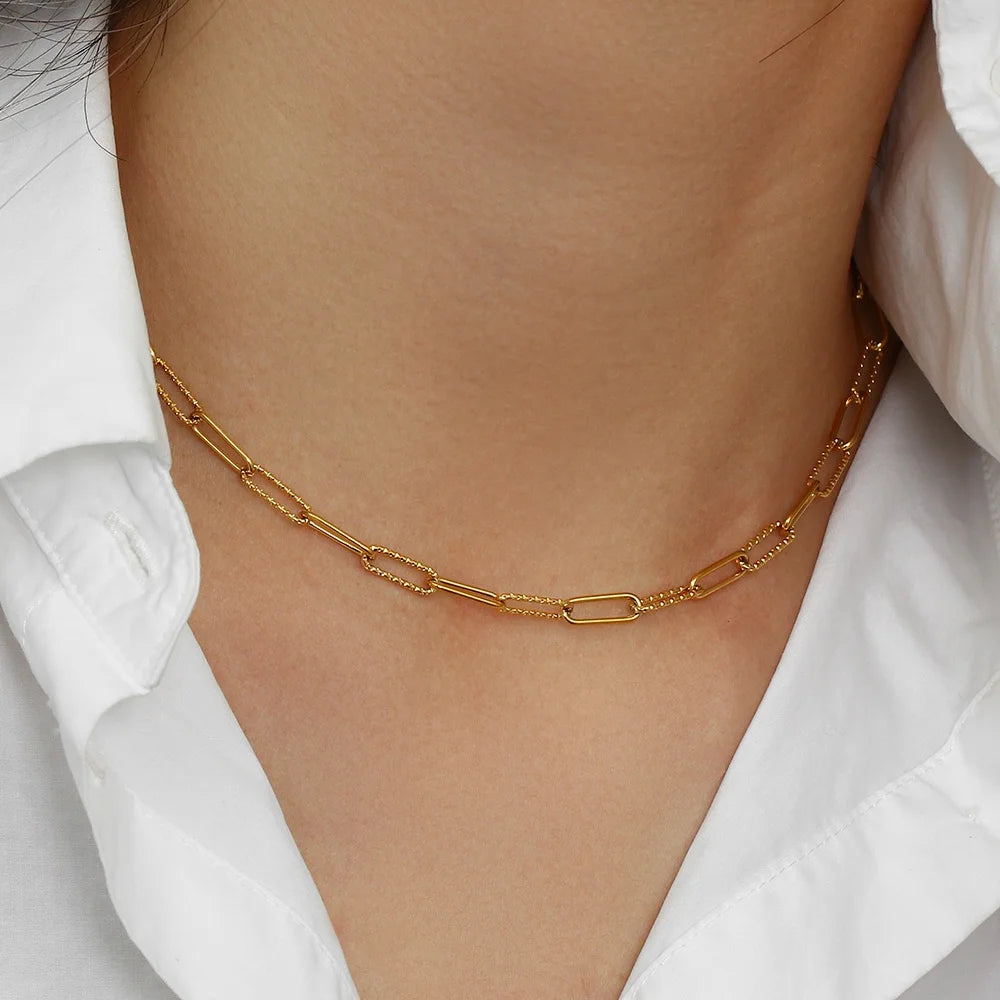 Dreamshow Super Thin Twisted Texture Stainless Steel Chain Necklace 18K Gold Plated Jewelry Necklace for Women