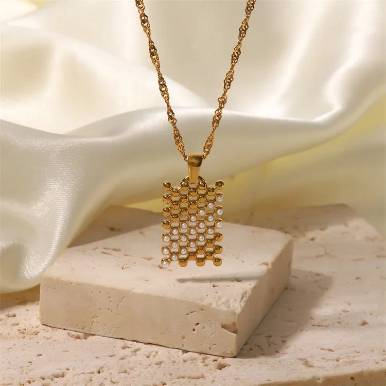 Wholesale Stainless Steel Ball Bead Pearl Necklace Gold Plated Stainless Steel Rectangle Pendant Necklaces for Women