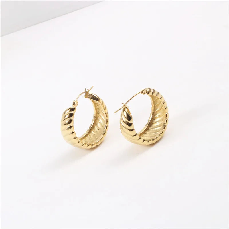 Fenny 18K PVD Plated Wholesale Tarnish Free&No Fade Classic Vintage Croissant Stainless Steel Hoop Earring for Women