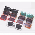 Fashionable Square Sunglasses Customized Logo Brand Designer PC Sunglasses for Women Men