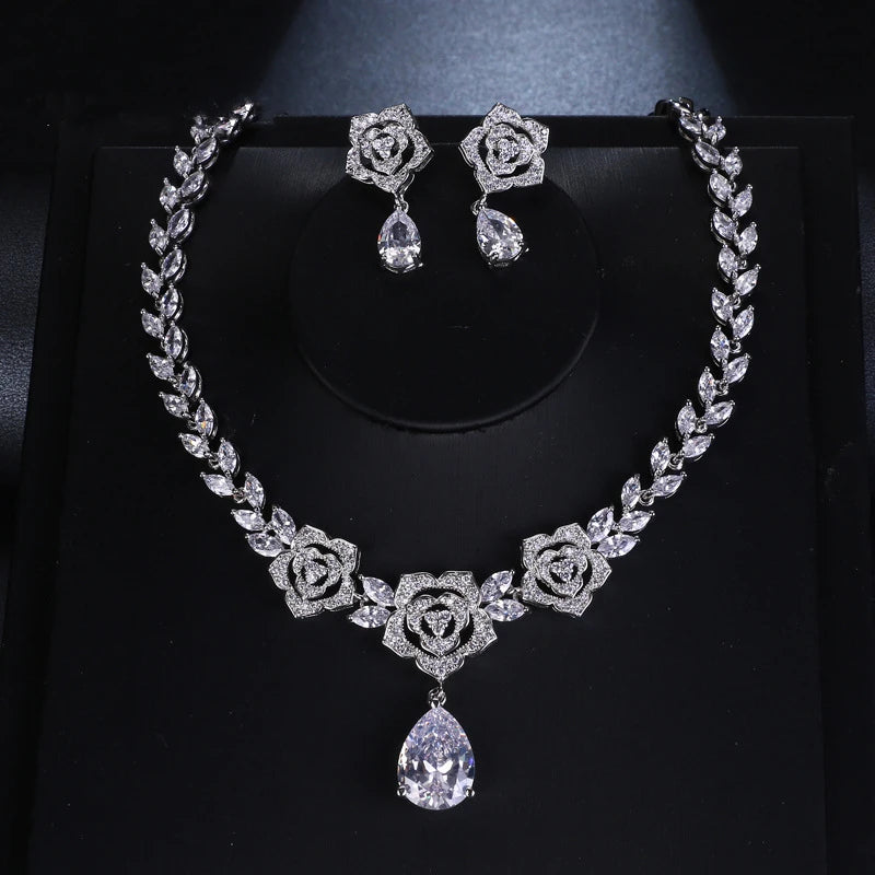 2022 Trendy Tiktok Shiny Crystal Wedding Jewelry Set Bridal Necklace Earrings Set Rose Flower Zircon Jewelry Set for Women