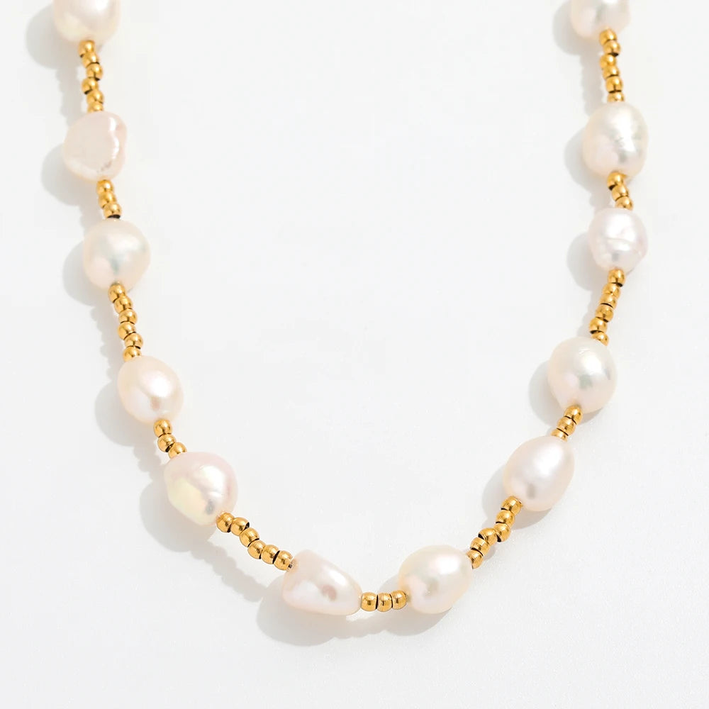 Fenny Wholesale High End 18K Gold Plated French Romantic Freshwater Pearl Interval Bead Chain Stainless Steel Necklace