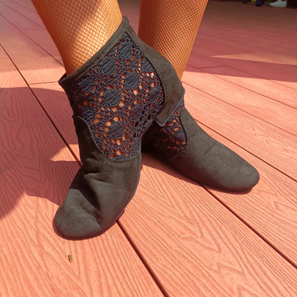 Evkoodance New Arrival Hot Selling Fashion 1 inch heel Black Suede Lace Party Street Soft Latin Salsa Women Jazz Dance Shoes