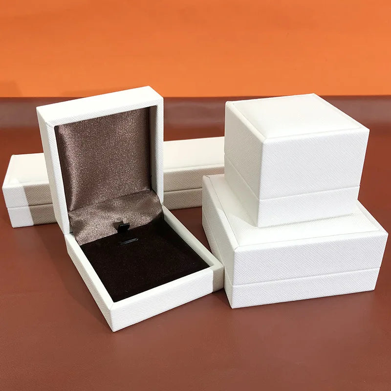 New Factory Price Luxury Wholesale White Gold Custom logo Pu Leather Necklace Earring Jewel Ring Box for Jewelry Packaging