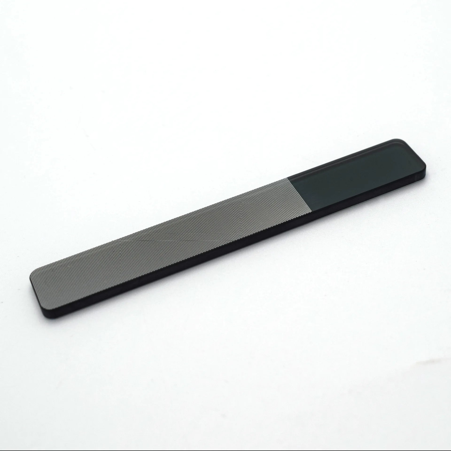 FOCSTAR Customize LOGO Black Nano Glass Straight Luxury Nail Shiner Crystal Nail File Buffer Polisher Protective Case (BT5049)