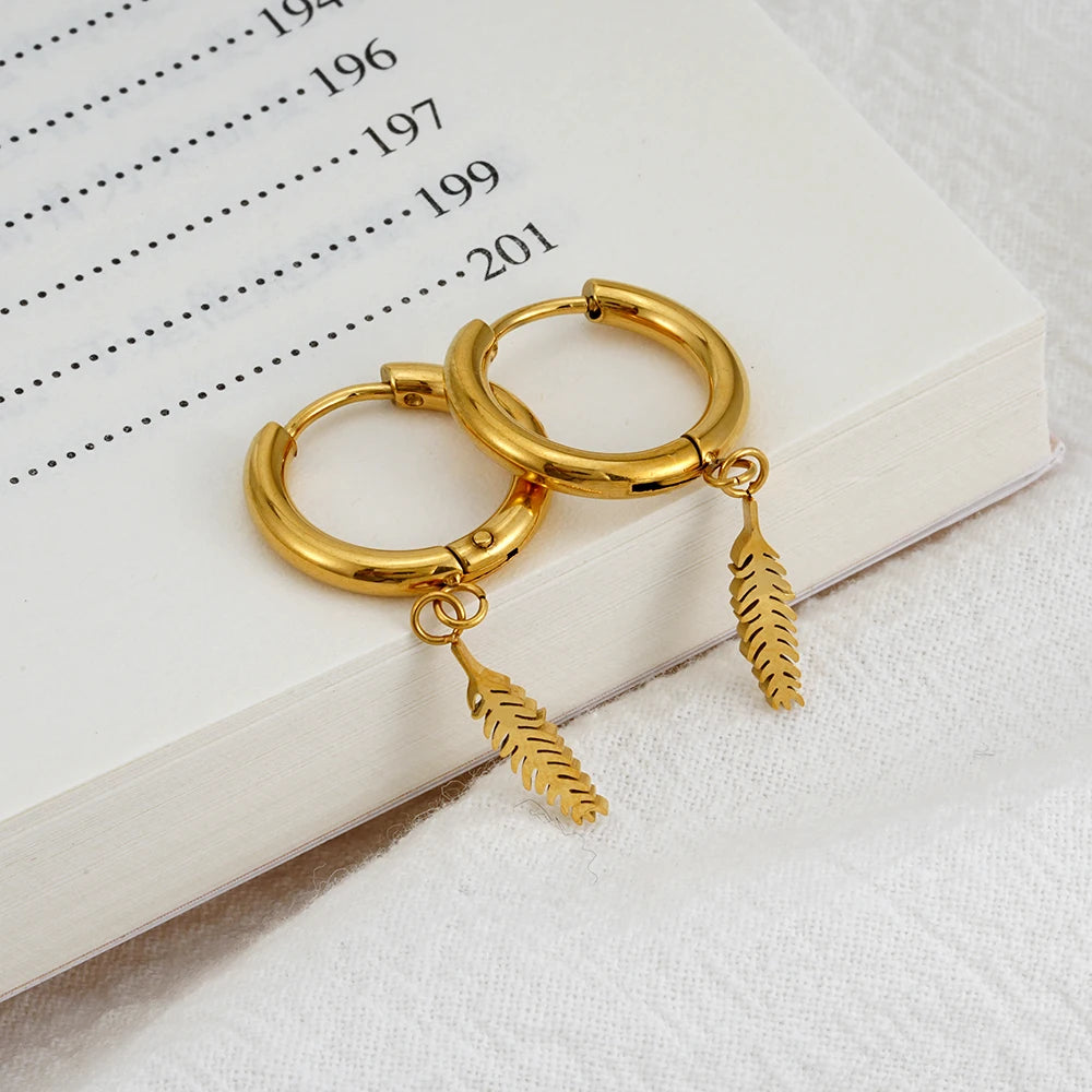 New Design Women Fashion Circle Feather Drop Earrings 18k Gold Plating Charm Dangle Statement Hoop Earrings