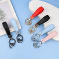 Custom New Diamond Luxury Car Keychain Accessories Key Ring Holder Wristlet Leather Designer Key Chain