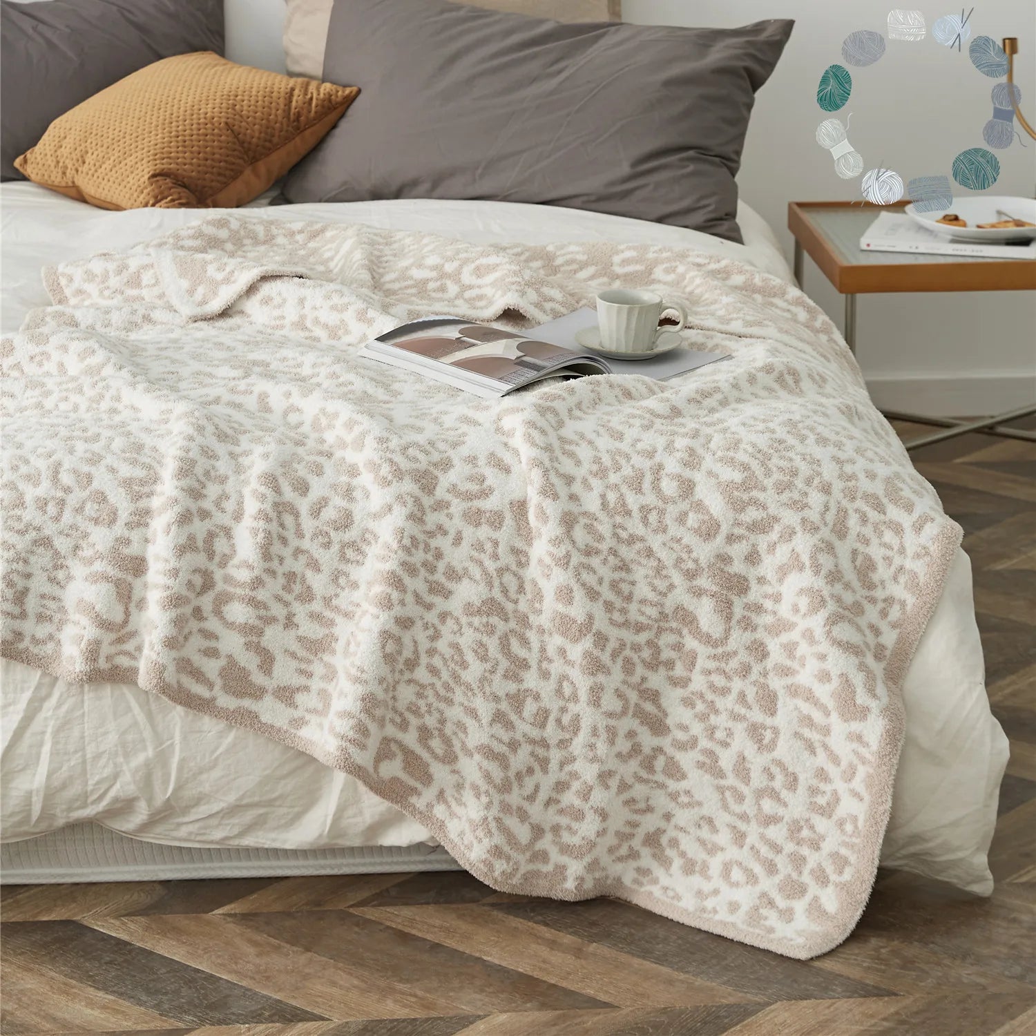 Wholesale Cow Print Fluffy Lightweight Reversible Cheetah Throw Blankets Microfiber Fabric Knitted Blankets
