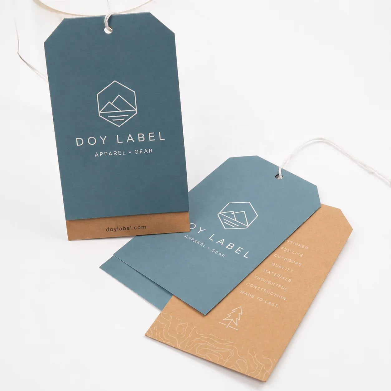Paper Hangtag Supplier Custom Brand Logo Garment White Cardboard Hang Tag With String and Safety Pin
