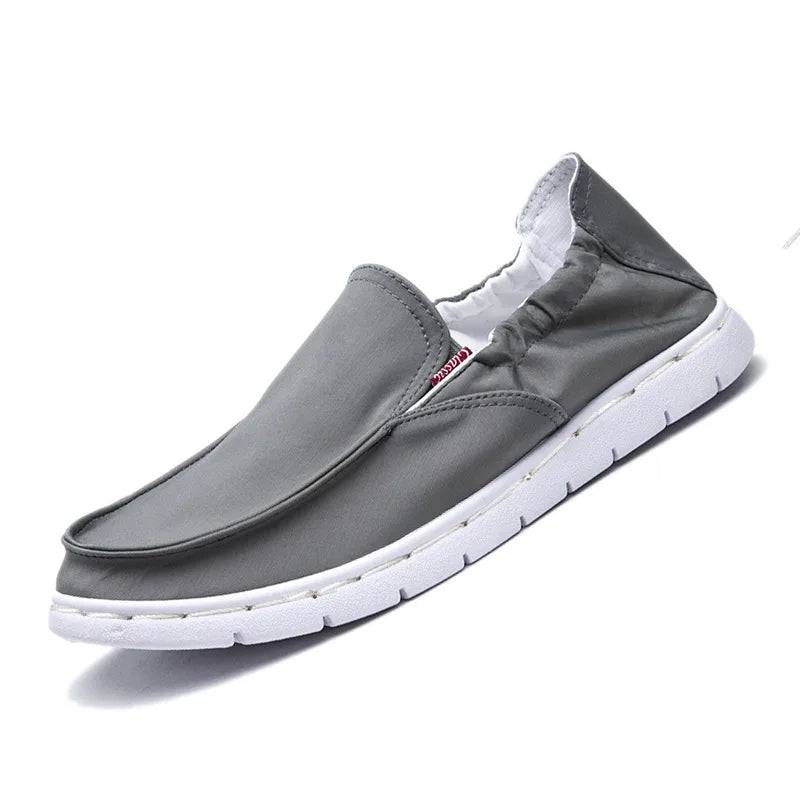 Factory Supply Discount Price Men Fashion Wearable slip on Traditional Beijing Cloth Men Casual Shoes