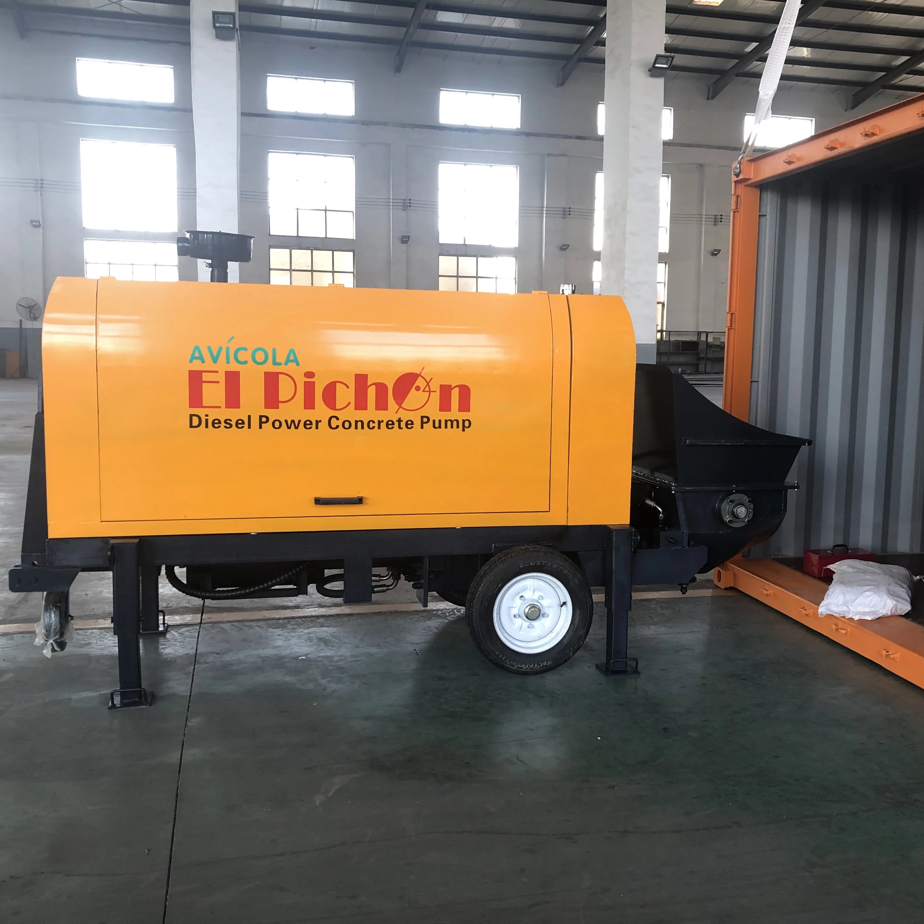 30-40m3/h Factory Supply Large Mixer diesel Concrete Pump for 40mm Aggregate Size
