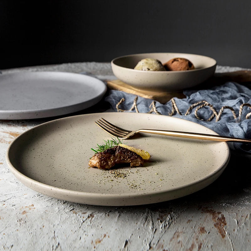 Cheap Bulk Restaurant Hotel Porcelain Brown Matte Charger Plate With Spot