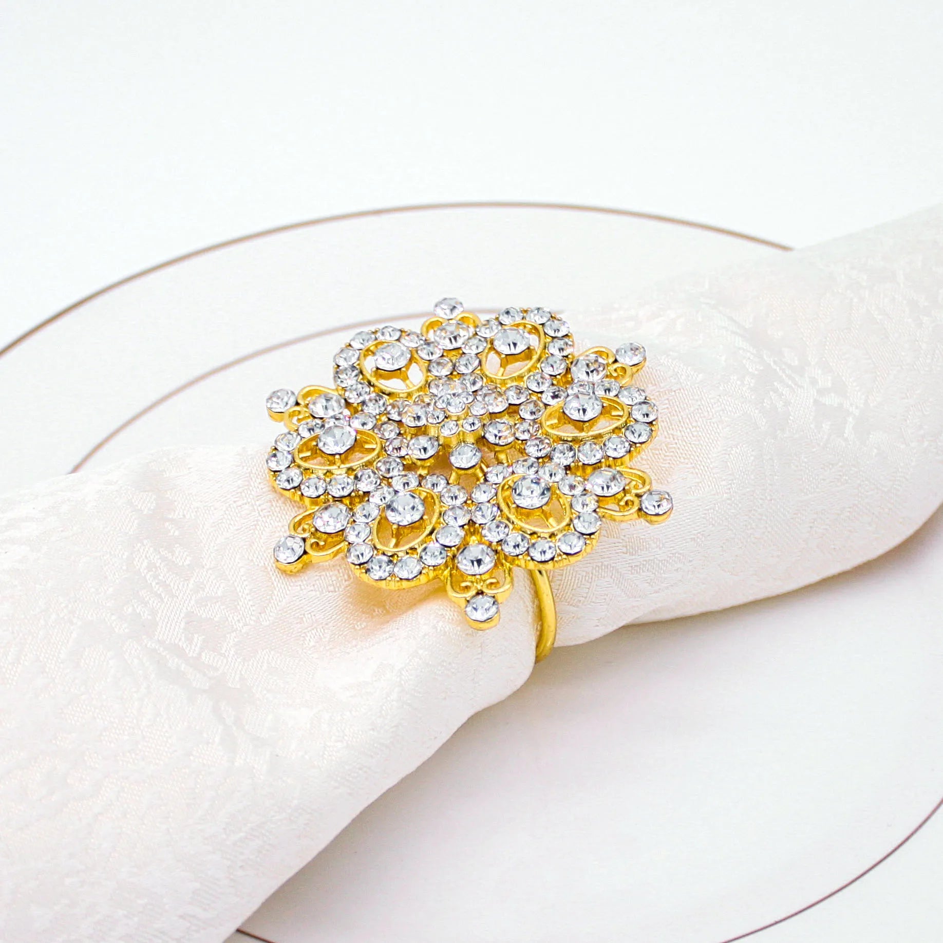 High End Rhinestone Napkin Holder Flower Napkin Ring for Wedding Table Decoration