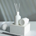 Clear Diffusers Round Fragrance Luxury 180ml Aroma Oil Bottles Empty Glass Reed Diffuser Bottle with Sticks