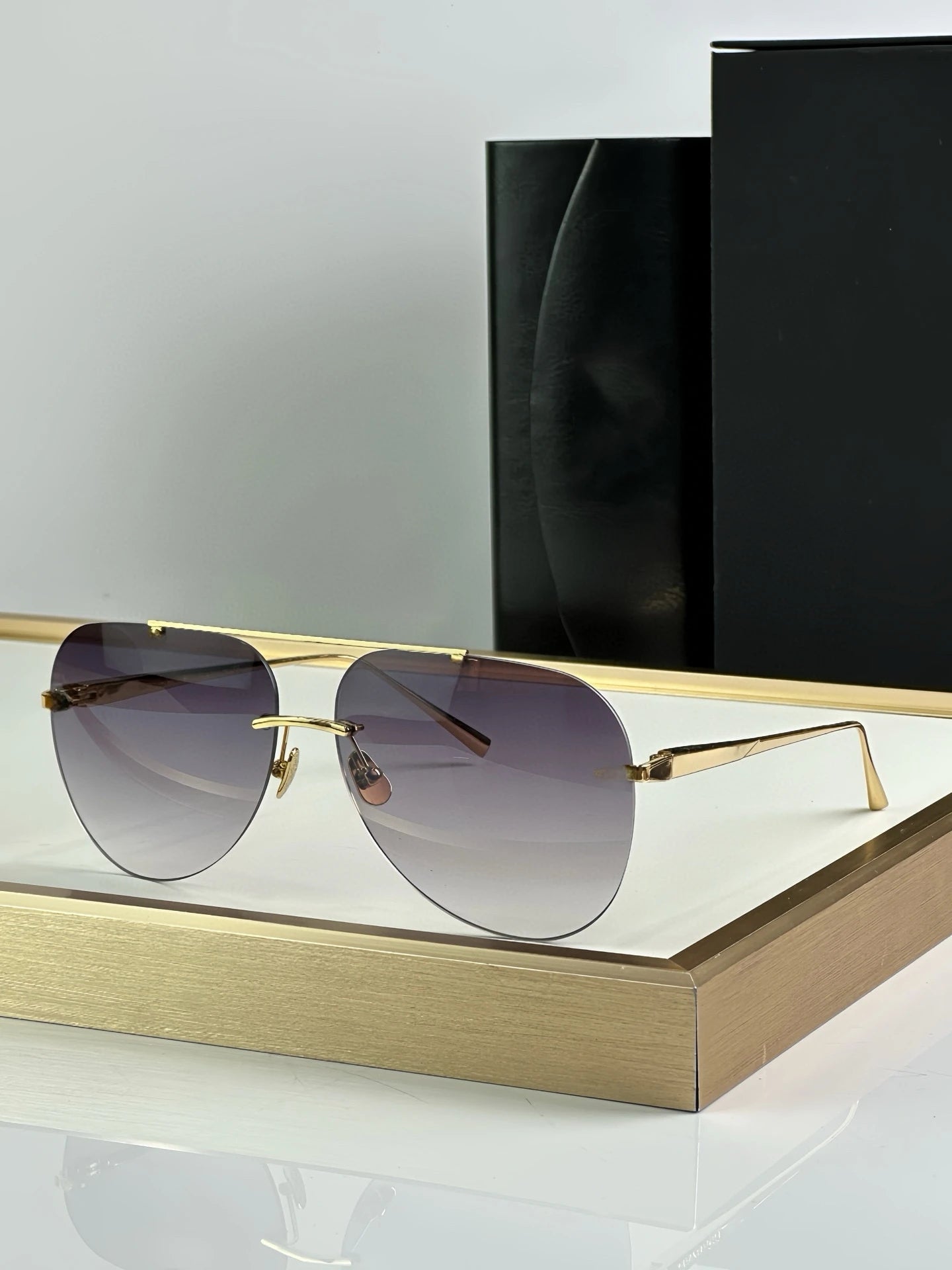 2025 Unisex Metal Oversized Square Sunglasses Luxury Brand Designer Punk Style UV400 Glasses Fashion Trend Sunglasses