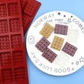 Saffron Direct Wholesale Mini Chocolate Waffle Silicone Mold Good Quality Biscuit/Waffle Shape Baking Mold