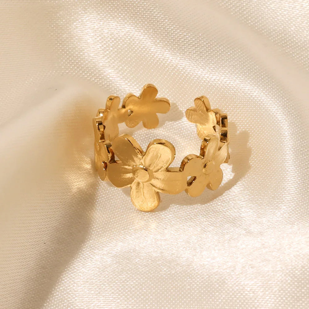 Fashion No Tarnish 18K Gold Plated Stainless Steel Waterproof Chunky Thick Open Flower Ring for Girl Anillos De Acero Inoxidable