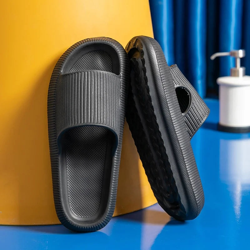 Winter Indoor EVA Slippers for Women Men Cheap Anti-Slippery Summer House Pillow Slides Soft Thick Soled Bathroom Sandals Pure