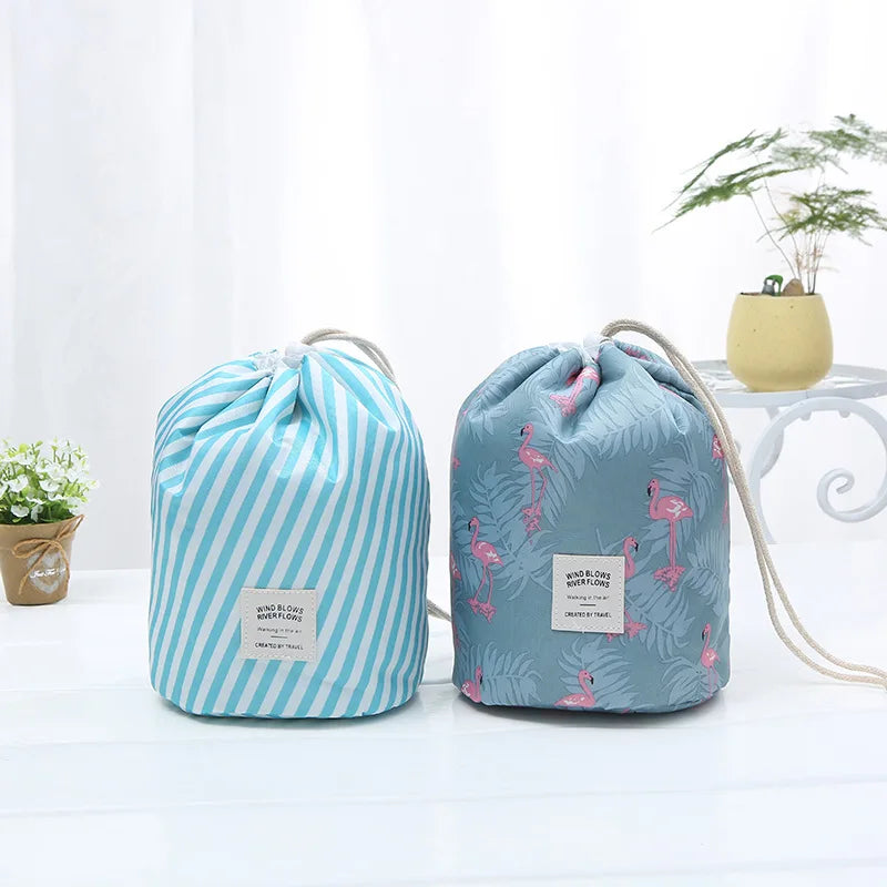 Large Capacity Storage Bag Waterproof Folded Drawstring Travel Makeup Storage Organizer Cylinder Lazy Drawstring Bag