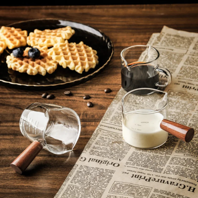 New Products Ideas 2025 Double Spouts Wood Handle 2.5 oz Espresso Coffee Shot Glass Coffee Measuring Glass Cup