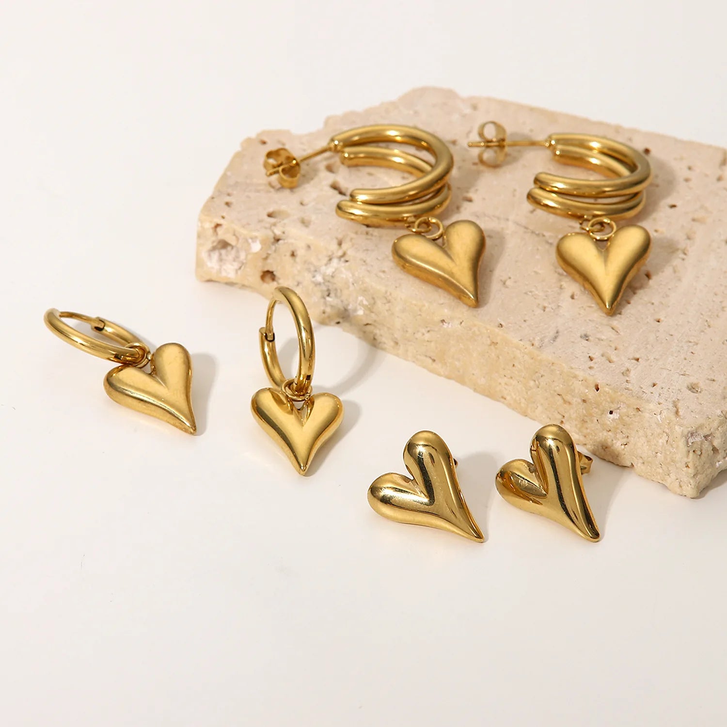 Heart Stud 18k PVD Gold Stainless Steel Huggies Hoop Earring Fashion Waterproof Jewelry for Women