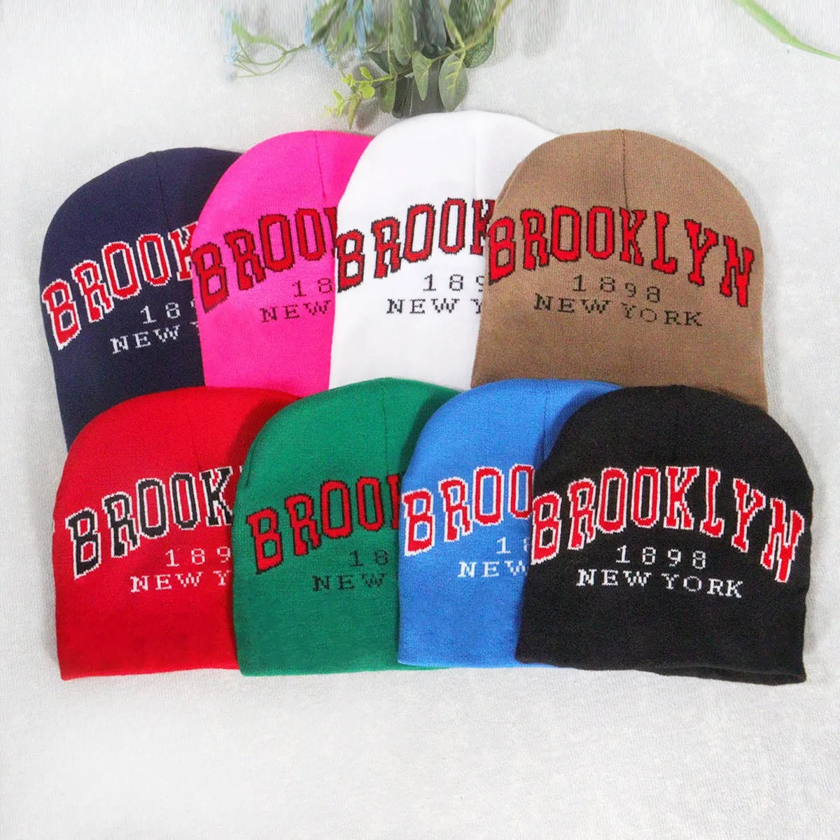 Unisex Customized Jacquard Hat Manufacturer Fashion Letter Knitted Sports Skiing Hat for Autumn Winter for Cycling Fishing Party